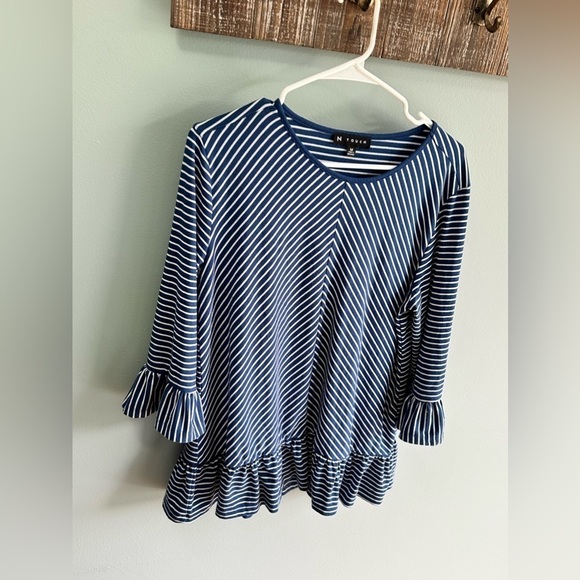 Blue & White Stripe Long Sleeve Knit Top with ruffles size medium N Touch - Picture 4 of 6